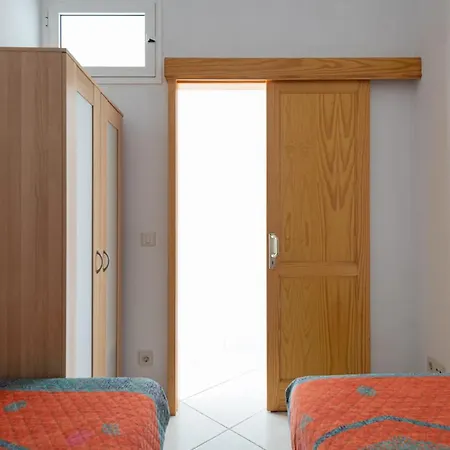 Spacious 2br Bungalow Private Solarium & Pool 마스팔로마스